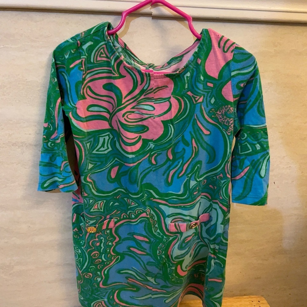 Lilly Pulitzer girls' shift dress vibrant “Multi Lily Lounge" palm print.